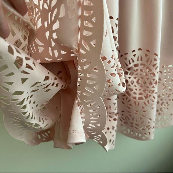 VINCE CAMUTO Size 14P Laser Detail Light Pink Dress has pockets! - Picture 13 of 16